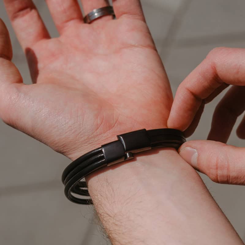 Forclet Minimalista Fekete nemesacél és többsoros bőr karkötő - Image 4