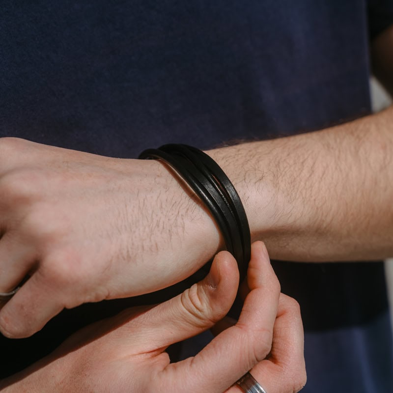 Forclet Minimalista Fekete nemesacél és többsoros bőr karkötő - Image 5